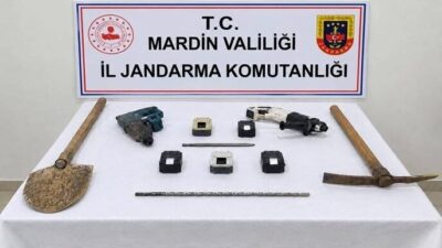 Mardin’de jandarma operasyonları sonucunda önemli sayıda tarihi eser ele geçirildi