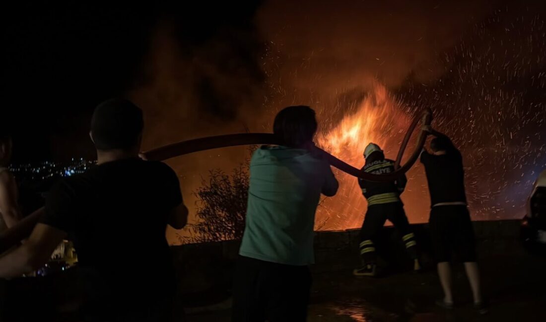 Muğla’nın Menteşe ilçesinde bir gece yangın çıktı ve itfaiye ekipleri