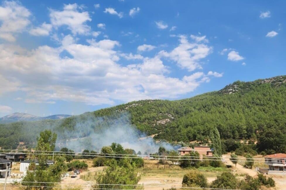 Menteşe ilçesindeki Muğla’nın Yeniköy Mahallesi’nde meydana gelen, henüz sebebi belirlenemeyen