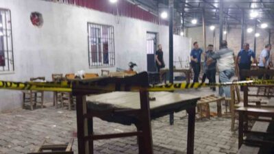 Tarsus ilçesindeki bir kahvehaneye gerçekleştirilen silahlı saldırı sonucunda bir kişi