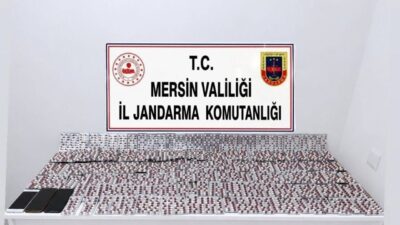 Mersin’de jandarma ekipleri tarafından gerçekleştirilen operasyonda, uyuşturucu ticareti yaptıkları tespit