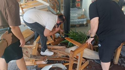 Manavgat ilçesinde meydana gelen trafik kazasında bir kadın saniyelerle ölümden