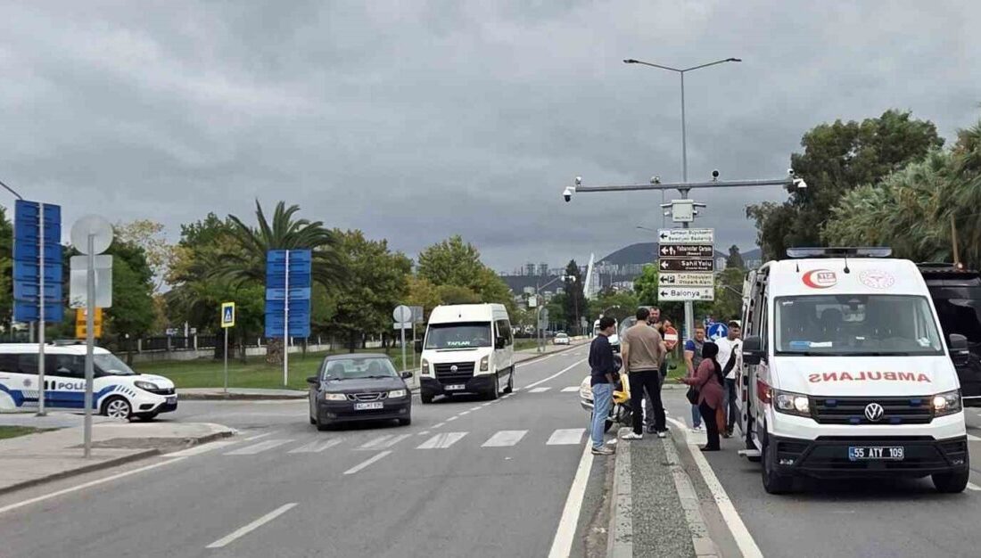 SAMSUN (İHA) – Samsun’da, bir anne ile birlikte yaya geçidinden