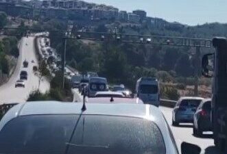 Muğla-Yatağan karayolunda meydana gelen zincirleme trafik kazası sonucunda uzun araç