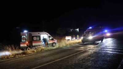 Nevşehir’de bir otomobil kontrolden çıkarak şarampole devrildi ve takla attıktan