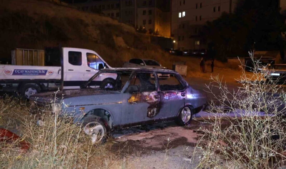 Nevşehir’de, Emek Mahallesi Üstad Necip Fazıl Bulvarı’nda park halinde olan