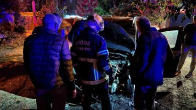 Niğde’de, Şahsüleyman Mahallesi Faik Şahenk Bulvarı Egemen Sokak’ta park halinde