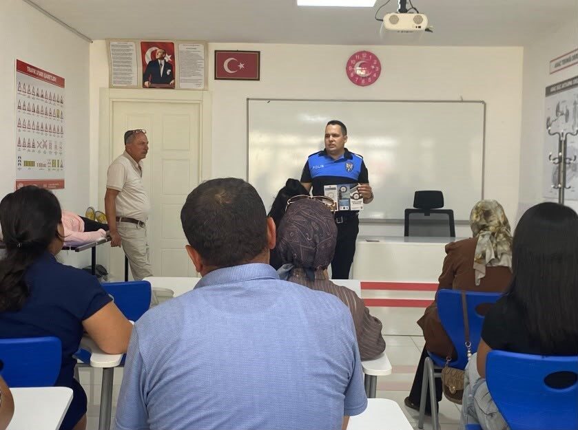 Niğde İl Emniyet Müdürlüğü Toplum Destekli Polislik Şube Müdürlüğü ekipleri,