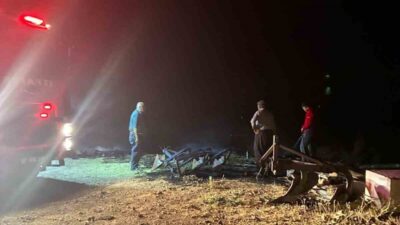 Adıyaman’ın Gölbaşı ilçesinde, bir hayvan ağılının yanında bulunan odunlukta yangın
