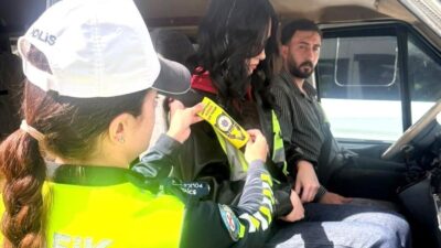 Erzurum Emniyet Müdürlüğü’ne bağlı ekipler, okul servis araçlarına yönelik denetimlerine