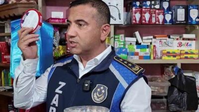 Hatay’da zabıta ekipleri, okul çevresinde faaliyet gösteren işletmeler üzerinde gerçekleştirdikleri