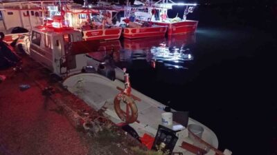 Ordu’nun Altınordu ilçesinden balık tutmak için denize açılan ve kayığı