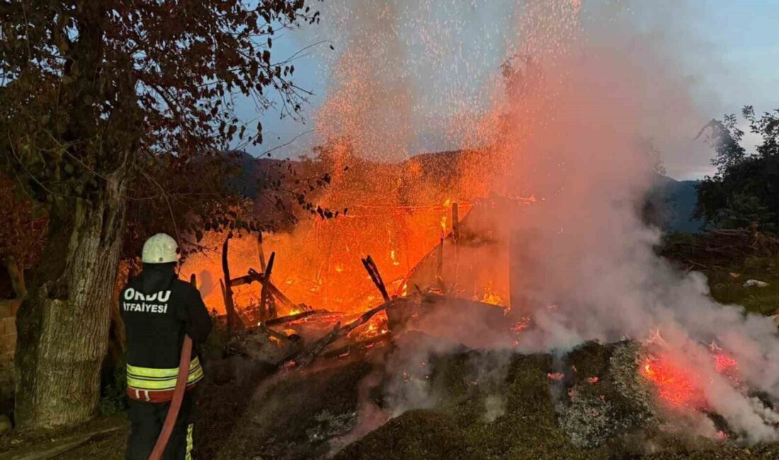 Fatsa ilçesi, Ordu’da yer alan tek katlı bir ev, sabah