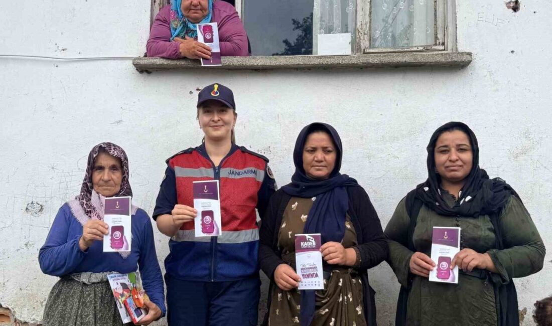 Ordu’nun Çamaş ilçesinde, mevsimlik tarım işçisi olarak çalışan aileler ve