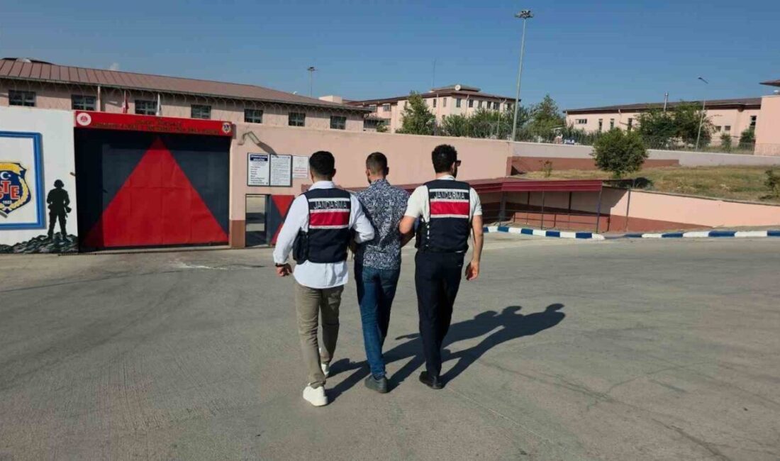 Jandarma ekipleri, son bir haçta Osmaniye’de gerçekleştirdikleri asayiş uygulamalarında 160