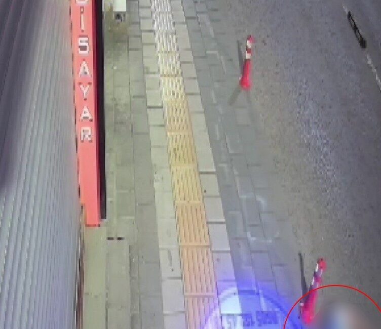 Sivas’ta, Paşabey Mahallesi Kerimçavuş Caddesi’nde bulunan bir apartmanın 4. katındaki
