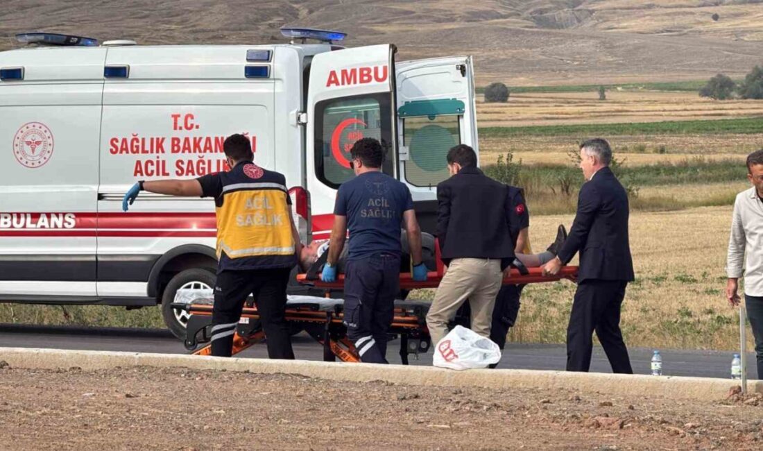 Sivas’ta meydana gelen bir trafik kazasında iki aracın çarpışması sonucunda