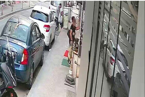 Samsun’un İlkadım ilçesinde bir fırının önüne bırakılan yaklaşık 300 gram
