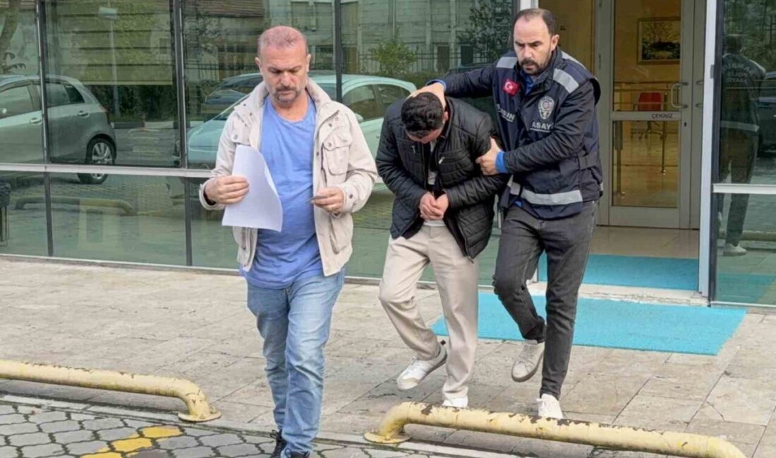 Atakum ilçesinde bir kişinin evine mutfak penceresinden giren ve bıçakla