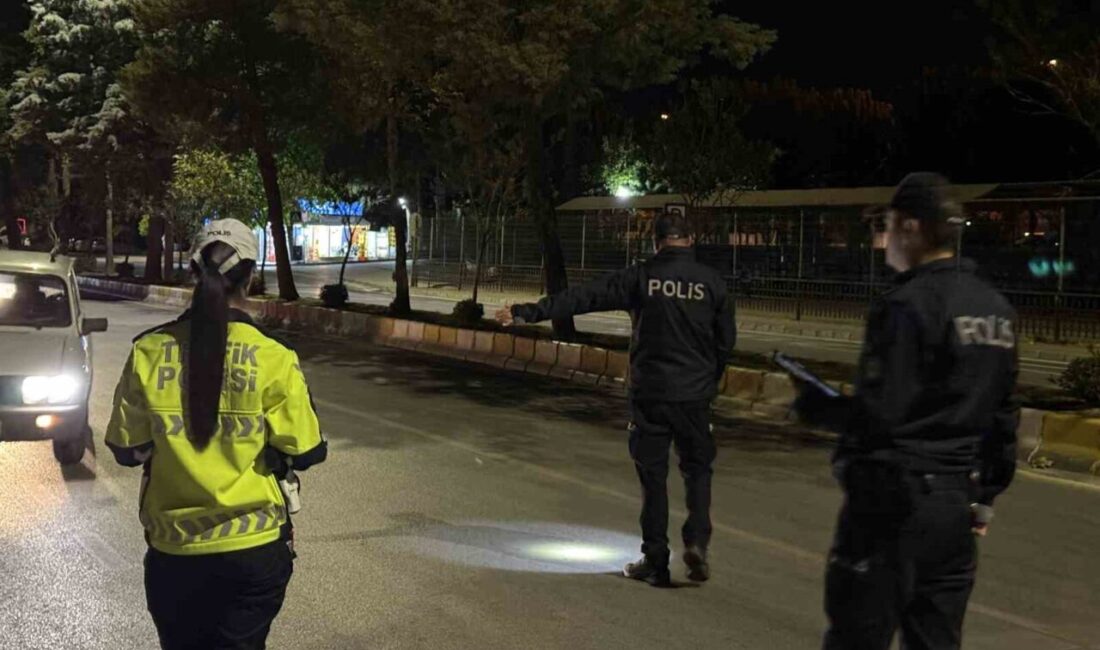 Aydın’da polis ekipleri, vatandaşların huzur ve güvenliğini sağlamak amacıyla şehir