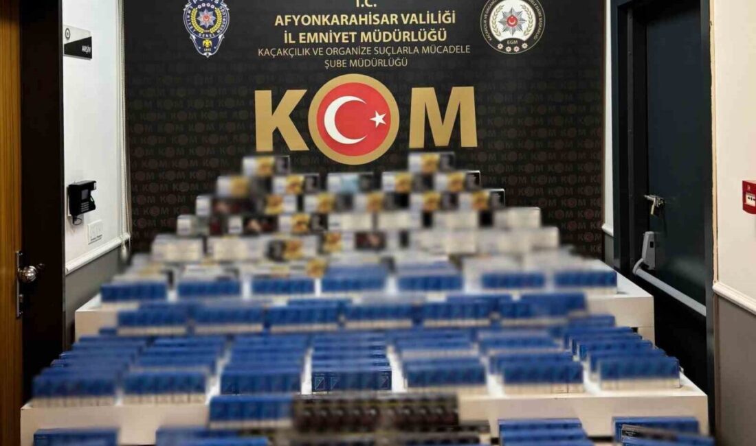 Afyonkarahisar’da, polis ekipleri tarafından Dinar ilçesinde gerçekleştirilen operasyonda iş yerinde