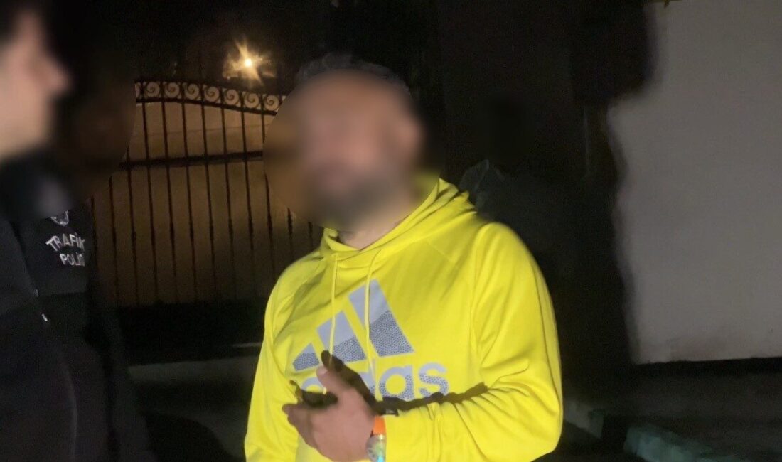 Bursa’da polis ekiplerinin ’dur’ ihtarına uymayarak kaçan ve trafikte tehlikeli