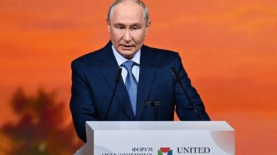 Rusya Devlet Başkanı Vladimir Putin, St. Petersburg Uluslararası Birleşik Kültürler