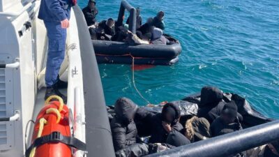 Aydın’ın Didim ve Kuşadası açıklarında düzensiz göçle mücadele kapsamında gerçekleştirilen