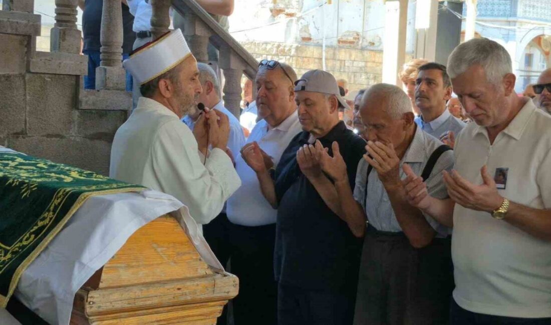 Bartın ilinde denizde yüzerken kalp krizi geçiren bir kadın yaşamını