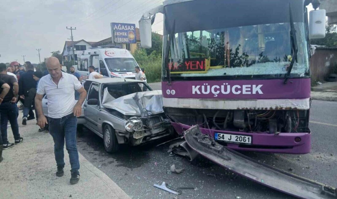 Sakarya’nın Akyazı ilçesinde meydana gelen trafik kazasında, halk otobüsü ile