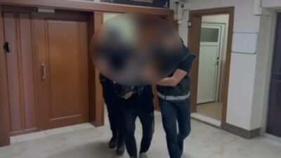 Sakarya’da düzenlenen uyuşturucu operasyonlarında gözaltına alınan 3 şüpheliden 2’si tutuklandı.