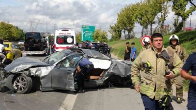 Sancaktepe ilçesinde, TEM bağlantı yolunda meydana gelen trafik kazasında, bir