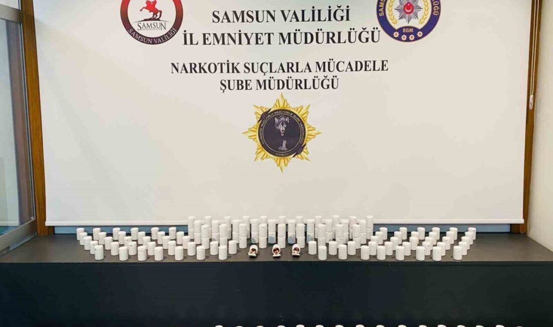 Samsun’un İlkadım ilçesinde polis ekipleri tarafından gerçekleştirilen bir uyuşturucu operasyonunda