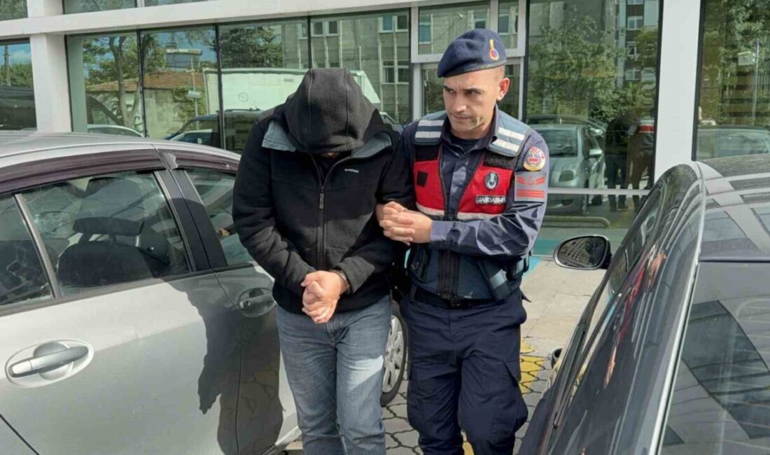 Samsun’un İlkadım ilçesinde bir evden 30 bin TL nakit para