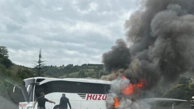Samsun’da seyir halinde olan bir yolcu otobüsünde çıkan yangın faciaya