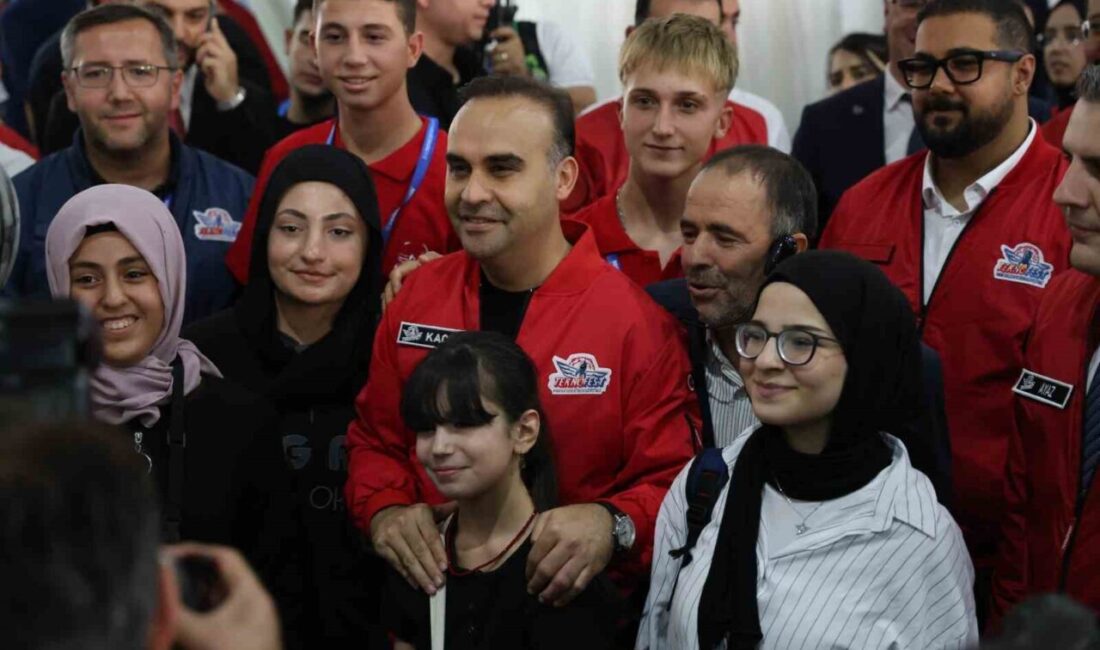 Sanayi ve Teknoloji Bakanı Mehmet Fatih Kacır, Diyarbakır’daki fuar merkezinde