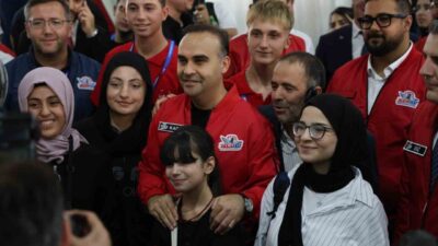 Sanayi ve Teknoloji Bakanı Mehmet Fatih Kacır, Diyarbakır’daki fuar merkezinde