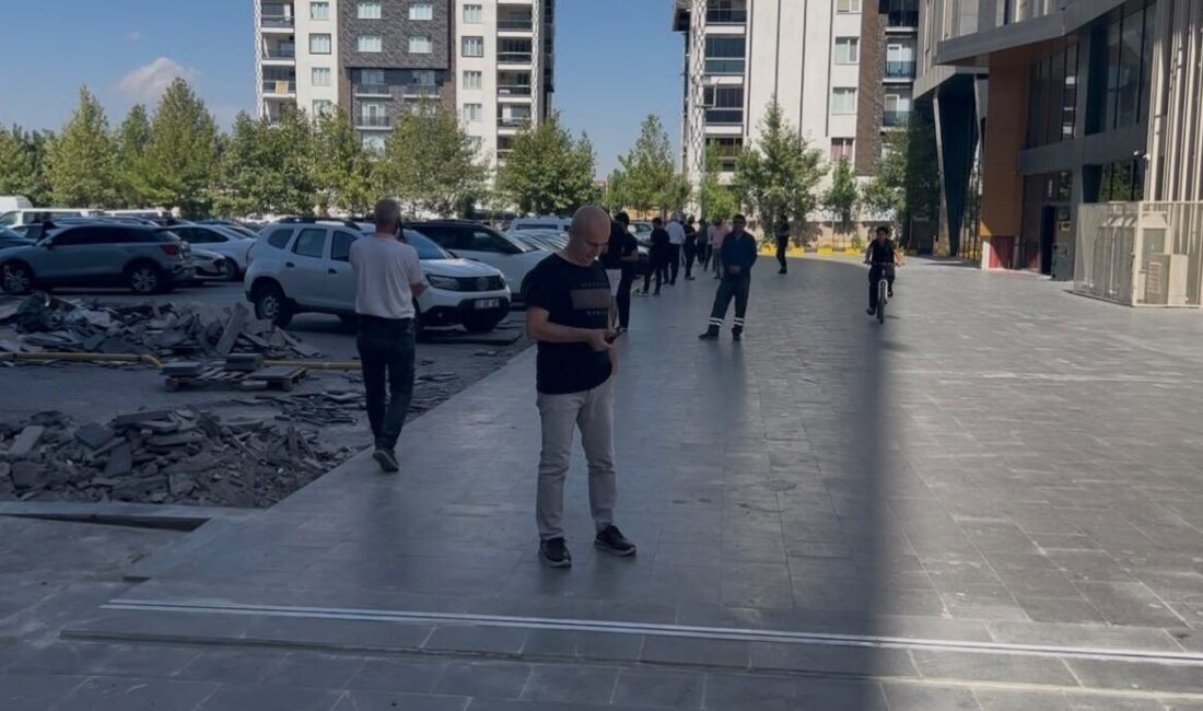 AFAD verilerine göre, Şanlıurfa Karaköprü merkezli 5.4 büyüklüğündeki deprem Diyarbakır’da