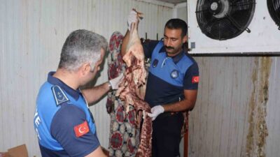 Haliliye ilçesinde yapılan denetimlerde, zabıta ekipleri tarafından 315 kilo bozuk,