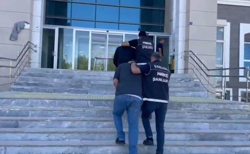 Şanlıurfa’da polis ekipleri tarafından düzenlenen iki ayrı uyuşturucu operasyonunda 9