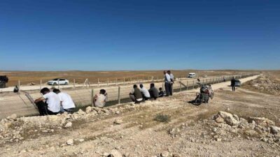 Şanlıurfa’nın Eyyübiye ilçesinde, serinlemek amacıyla girdiği sulama kanalında akıntıya kapılan