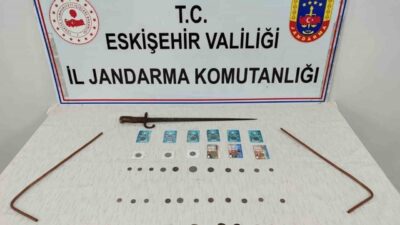 Eskişehir’de Jandarma ekipleri, istihbarat çalışmaları sonucunda bir kişinin evinde 2