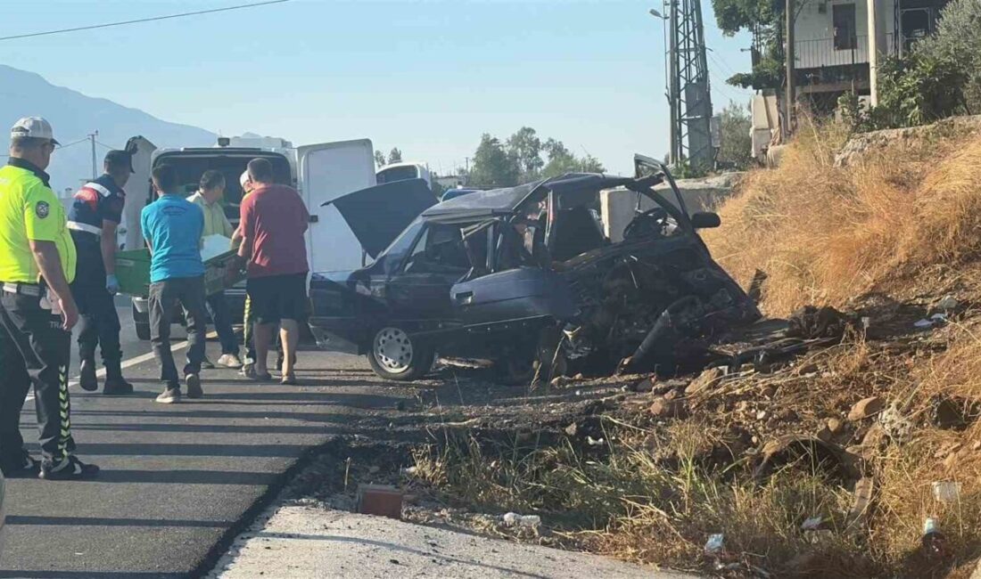 Muğla’nın Seydikemer ilçesine bağlı Alaçat Mahallesi’nde meydana gelen trafik kazasında,