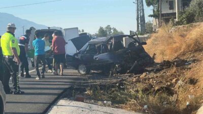 Muğla’nın Seydikemer ilçesine bağlı Alaçat Mahallesi’nde meydana gelen trafik kazasında,
