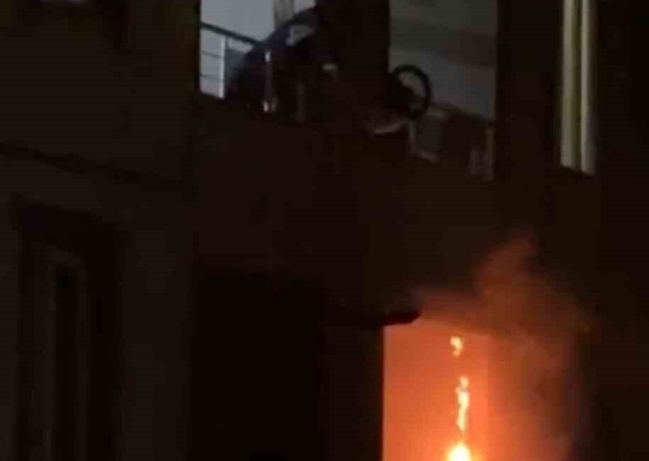 Siirt’in Kurtalan ilçesinde bulunan bir apartmanın 2. katında meydana gelen