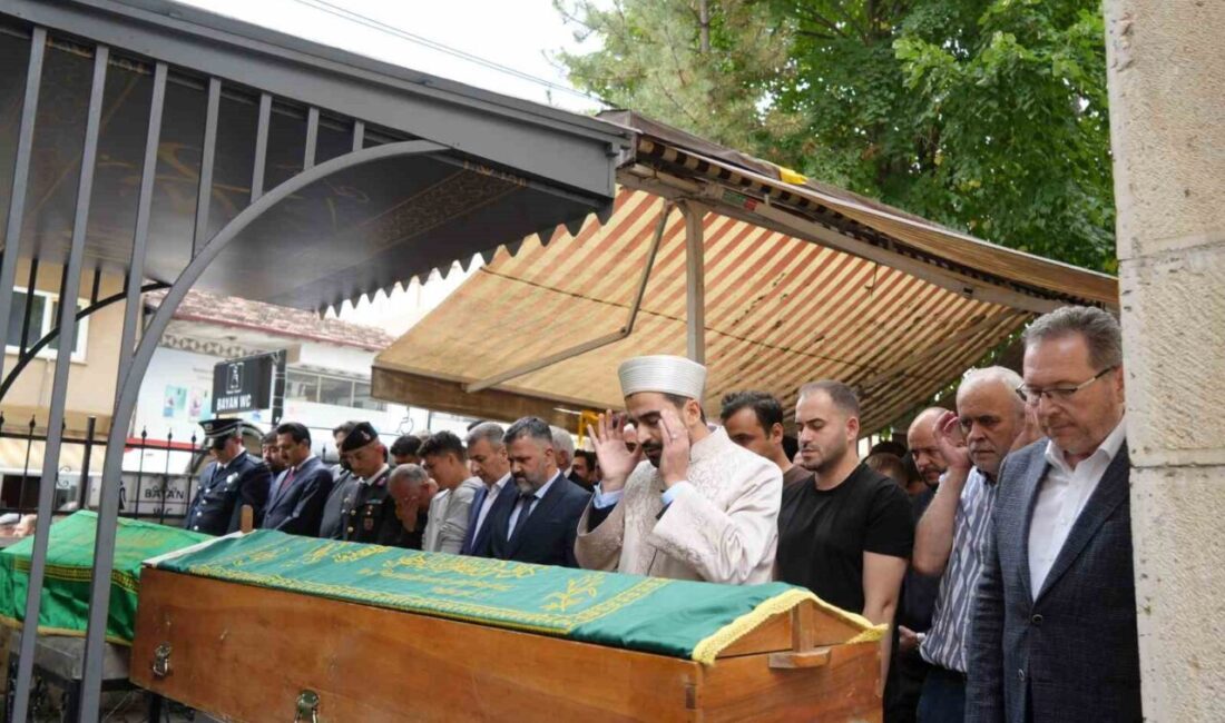 Kuyumcu toptancısı Hamdi Mor, Tekirdağ’ın Hayrabolu ilçesinde aracıyla seyir halindeyken