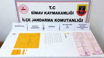 Simav ilçesinde Jandarma ekipleri tarafından gerçekleştirilen operasyonda büyük miktarda uyuşturucu
