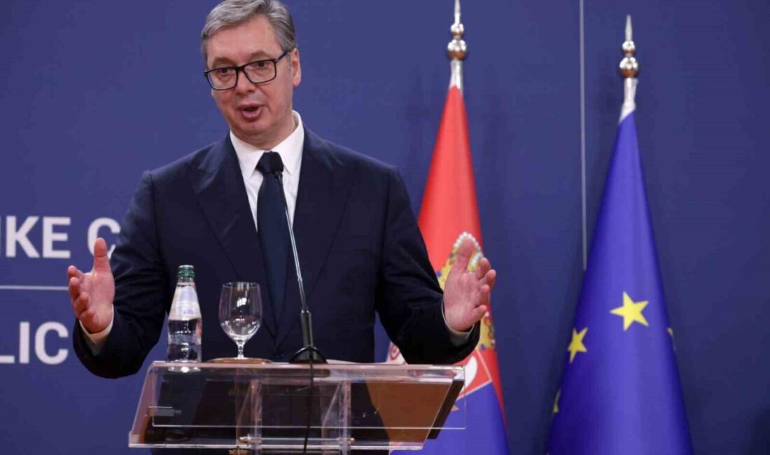Sırbistan Cumhurbaşkanı Aleksandar Vucic, 27 Eylül’de görevinden ayrılacağını duyurdu. Vucic,