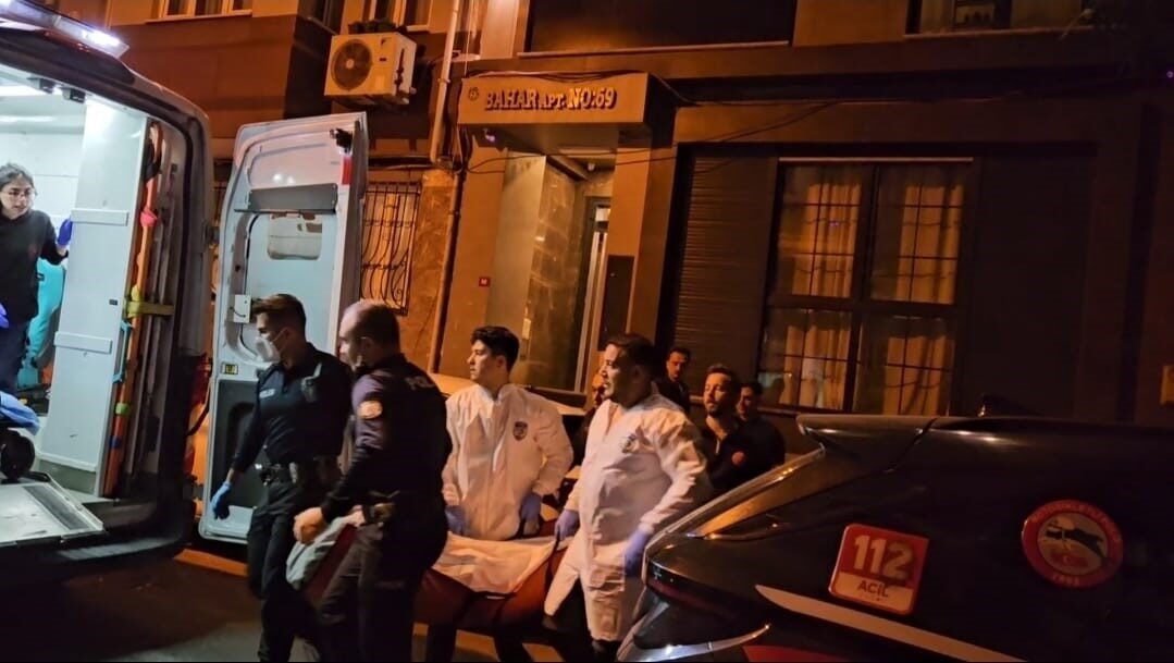 İstanbul’un Şişli ilçesindeki bir evde, 25 yaşındaki bir üniversite öğrencisi