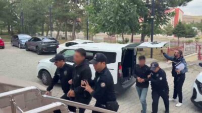 Sivas’ın Zara ilçesinde gece geç saatlerde 11 iş yerine girerek